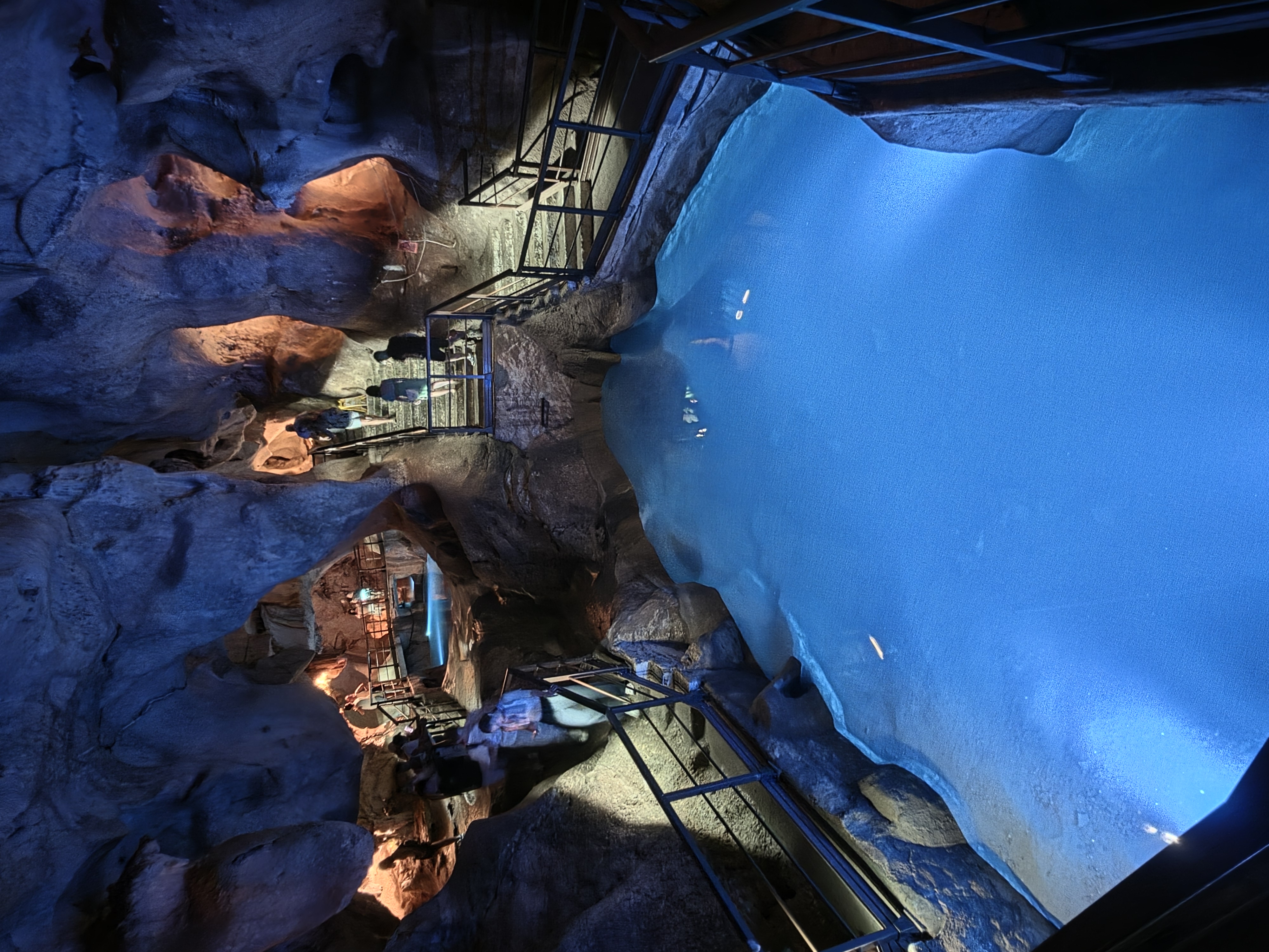 Cueva del Tesoro & Comares